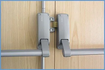 Locksmith Of Seattle Seattle, WA 206-408-8174 - 17a-push-bars